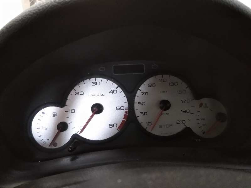 PEUGEOT 206 BERLINA X-Line Motor 1,4 Ltr. - 50 kW HDi foto 9