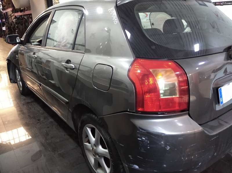 TOYOTA COROLLA (E12) 1.6 Linea Luna Berlina   |   05.03 - 12.07 foto 6