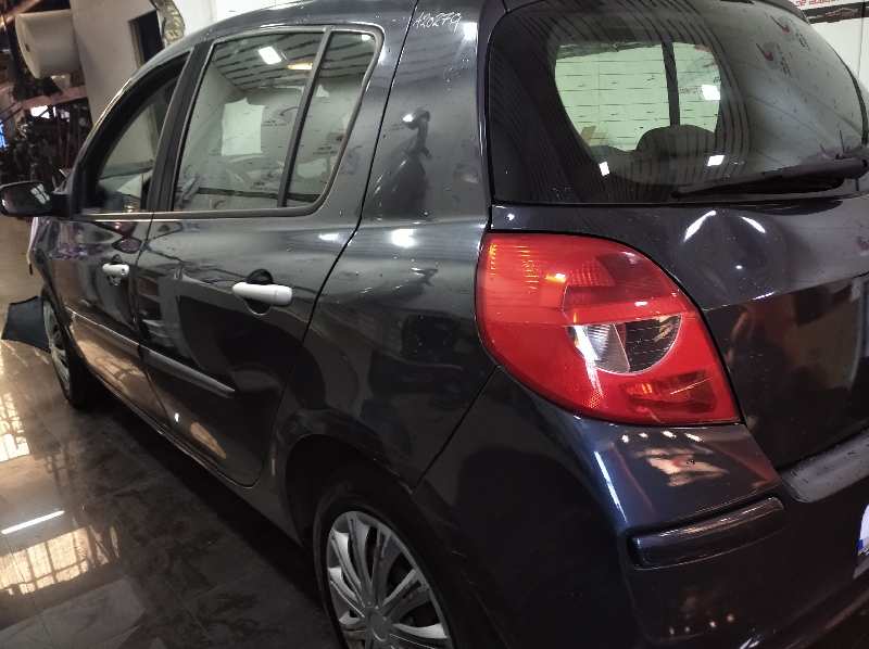 RENAULT CLIO III Exception   |   09.06 - ... foto 5
