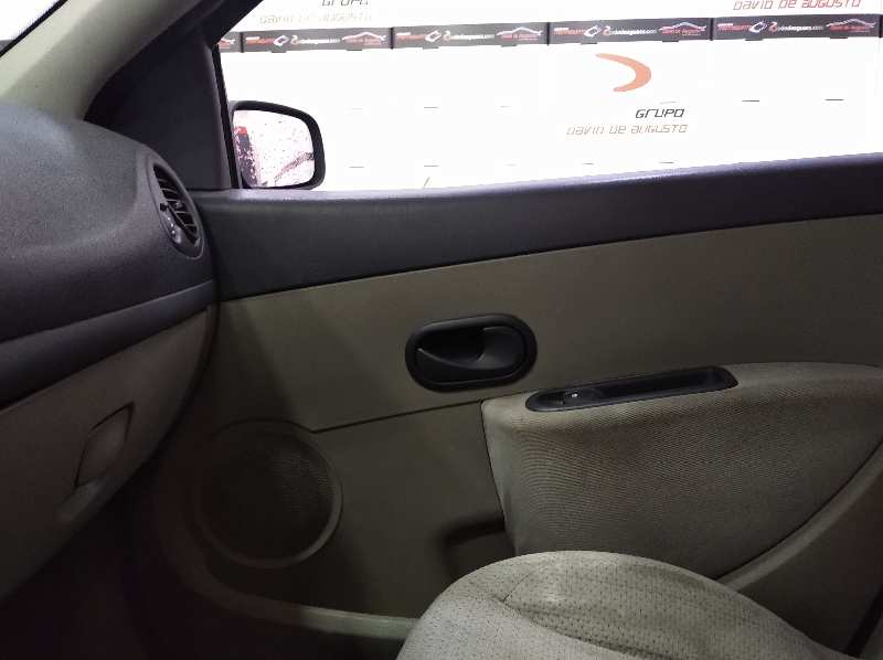 RENAULT CLIO III Exception   |   09.06 - ... foto 10