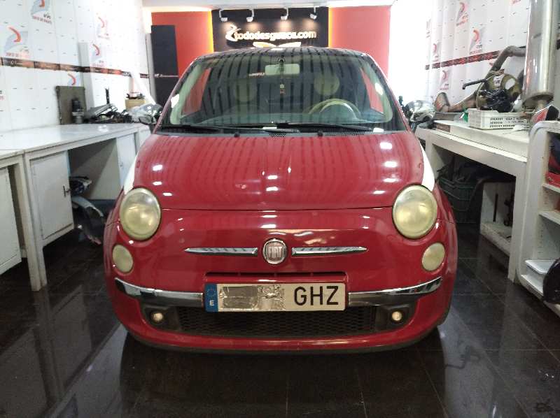 FIAT 500 (312) LOUNGE     |   03.08 - 06.14