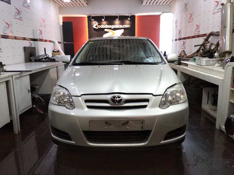 TOYOTA COROLLA (E12) 2.0 D-4D Linea Sol Berlina   |   10.01 - 12.04