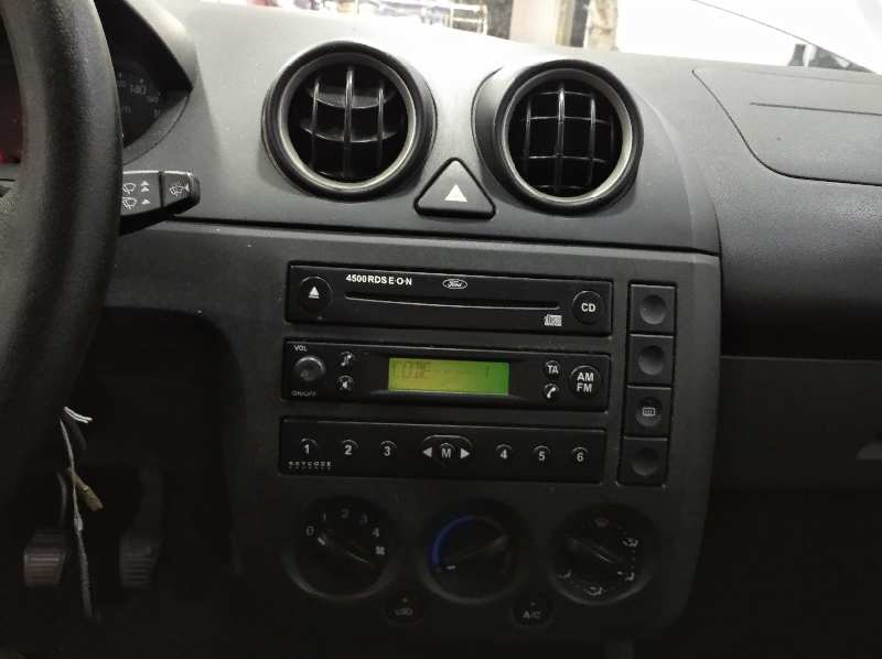 FORD FIESTA (CBK) Ambiente   |   11.01 - 12.08