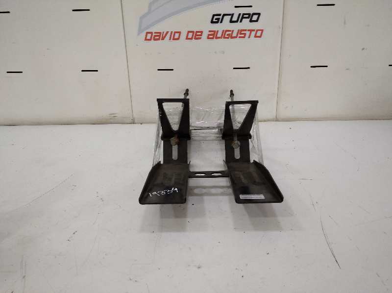 SOPORTE BATERIA foto 2