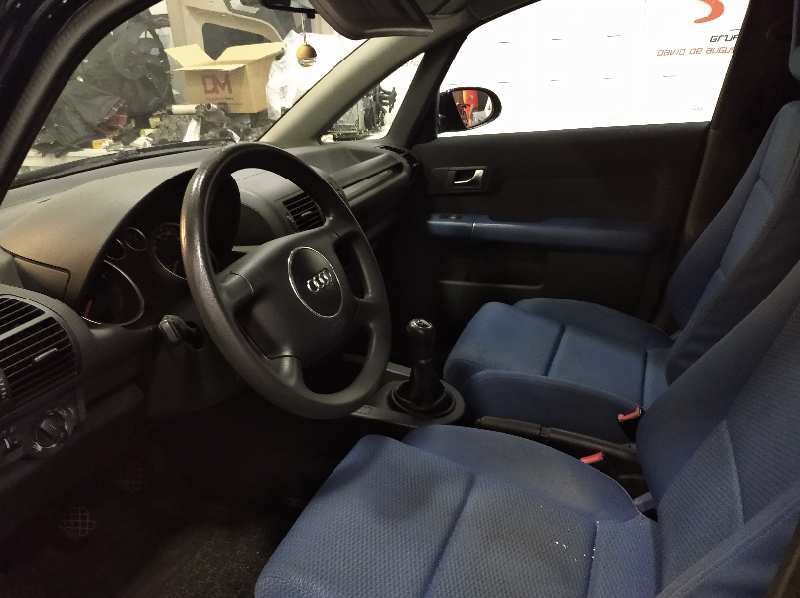 AUDI A2 (8Z) 1.6 FSI   |   05.02 - 12.05 foto 9
