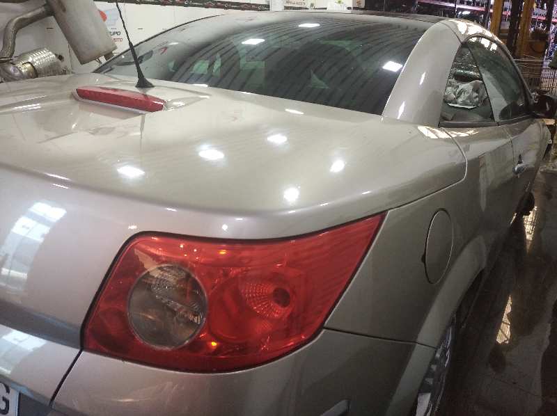 RENAULT MEGANE II COUPE/CABRIO *   |   0.03 - ... foto 5