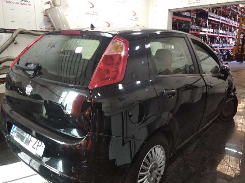 FIAT PUNTO (EVO) (199) Dynamic   |   09.09 - 12.11 foto 3