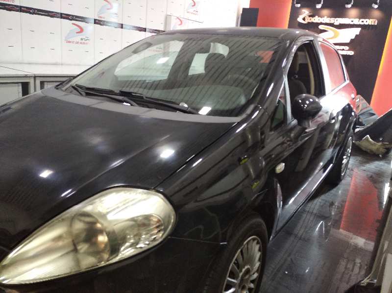 FIAT PUNTO (EVO) (199) Dynamic   |   09.09 - 12.11 foto 6