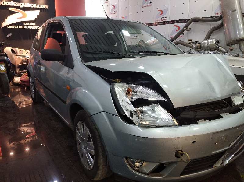 FORD FIESTA (CBK) Ambiente   |   11.01 - ... foto 2