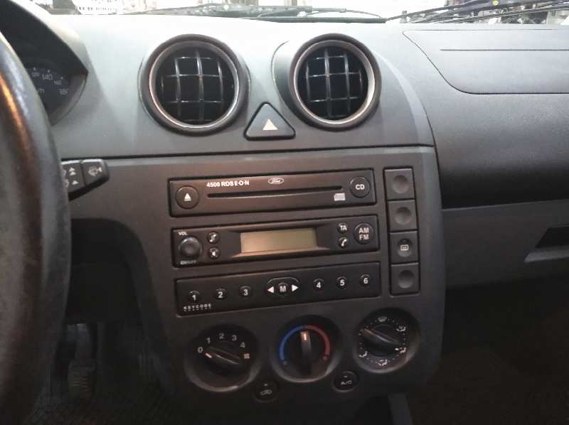 FORD FIESTA (CBK) Ambiente   |   11.01 - ... foto 10