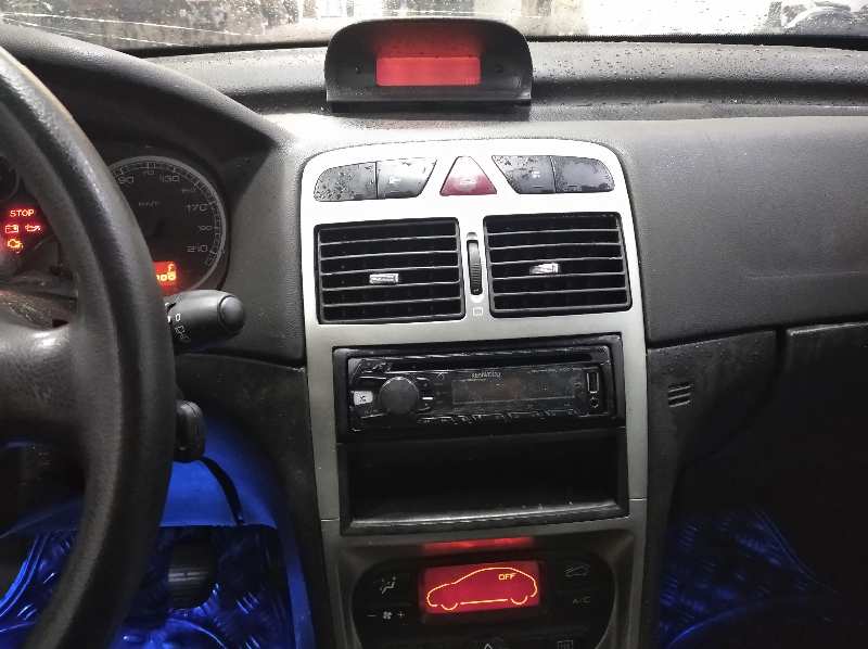 PEUGEOT 307 BREAK / SW (S1) BREAK XS   |   04.02 - 12.04 foto 11