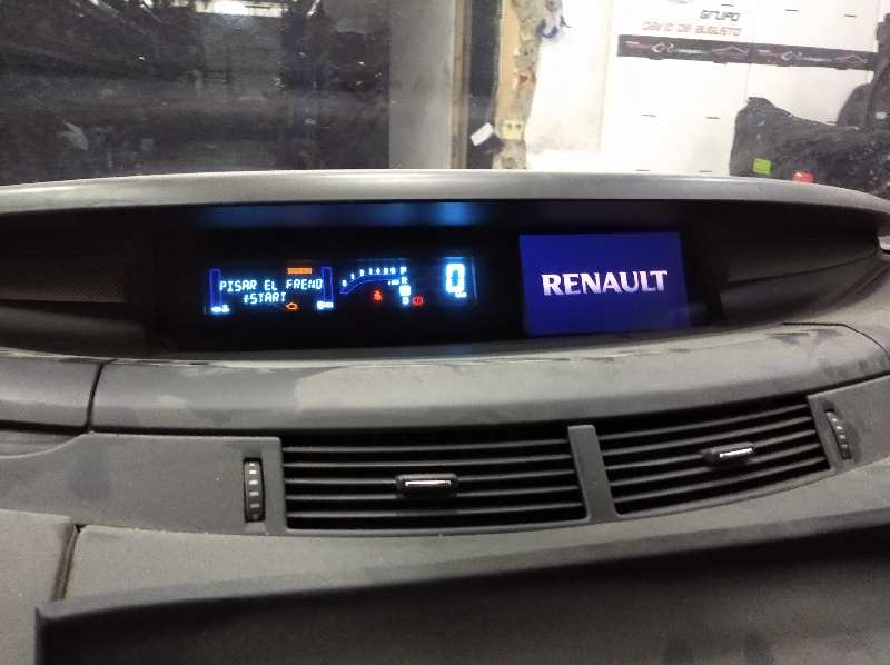 RENAULT ESPACE IV (JK0) Grand Espace Emotion   |   03.07 - 12.10 foto 10