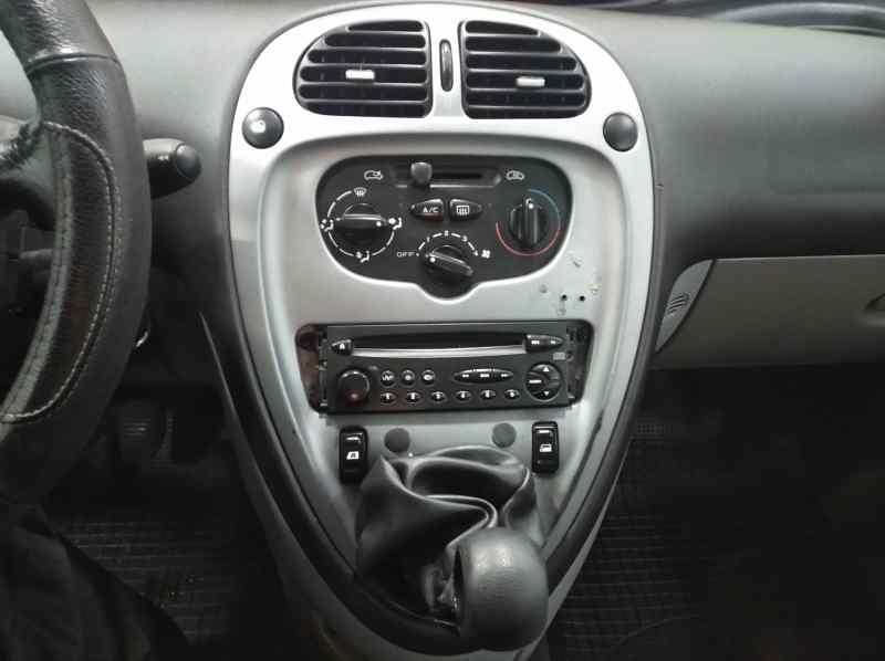 CITROEN XSARA PICASSO 1.6 HDi 90 LX Plus   |   02.07 - 12.11 foto 9
