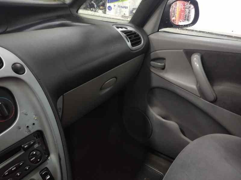 CITROEN XSARA PICASSO 1.6 HDi 90 LX Plus   |   02.07 - 12.11 foto 10