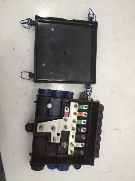 CAJA RELES / FUSIBLES MERCEDES-BENZ ANTOS BM 963.XXX 2-ACHSER 18XX 4x2 OM470 SZM M ClassicSpace