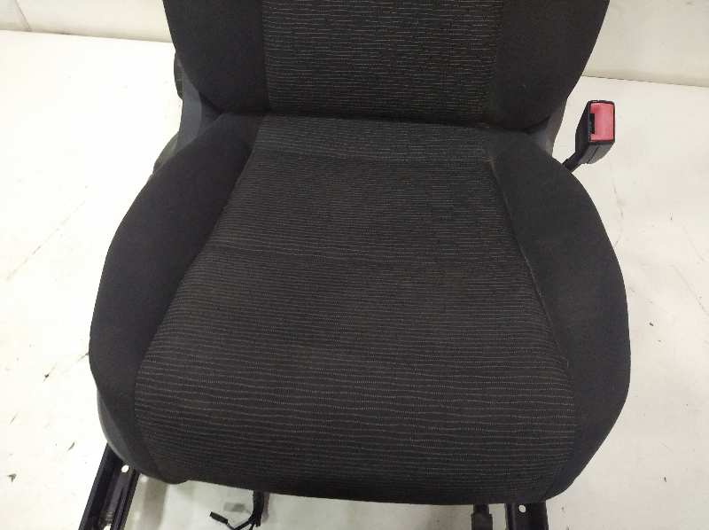 ASIENTO DELANTERO DERECHO VOLKSWAGEN TIGUAN (5N2) R-Line BlueMotion   |   01.15 - 12.16