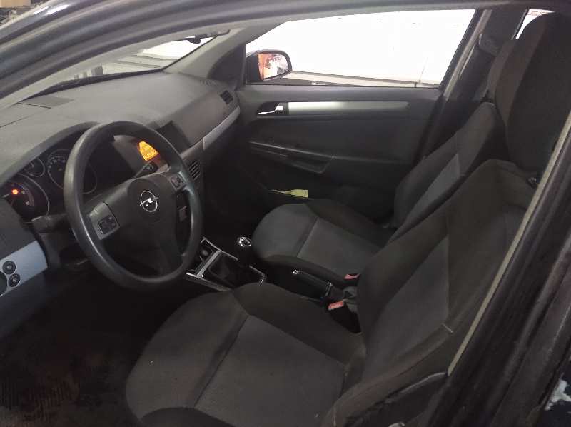 OPEL ASTRA H BERLINA *   |   0.04 - 0.07 foto 9