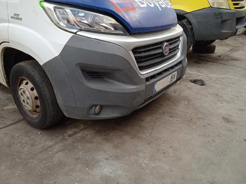 PARAGOLPES DELANTERO foto 2