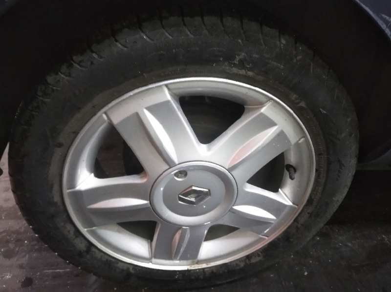 RENAULT CLIO II FASE II (B/CB0) Campus Motor 1,5 Ltr. - 47 kW dCi Diesel foto 7