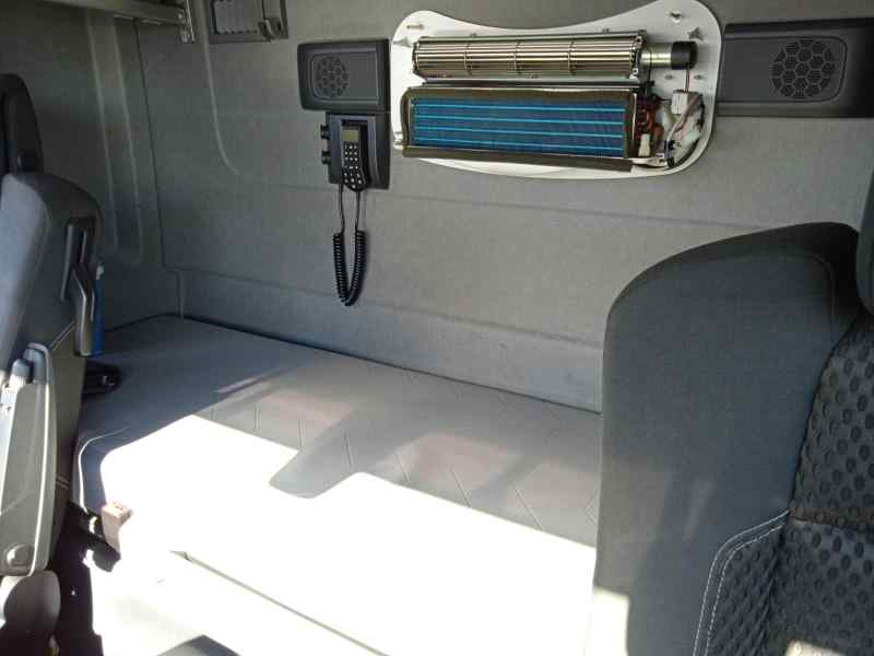 RENAULT T 520 HIGHCAB T4X2 EURO 6