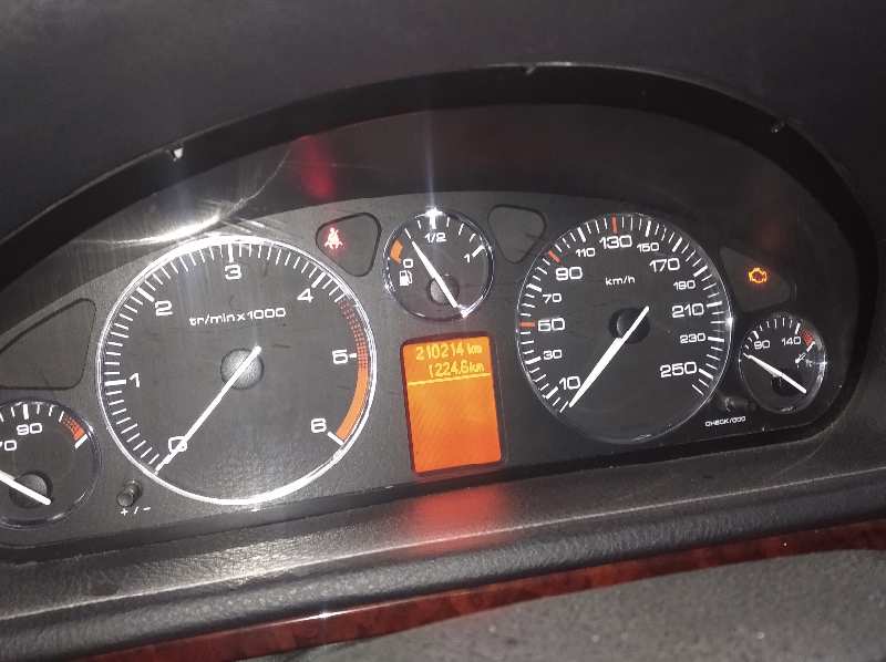 PEUGEOT 407 ST Confort Pack   |   0.04 - ...