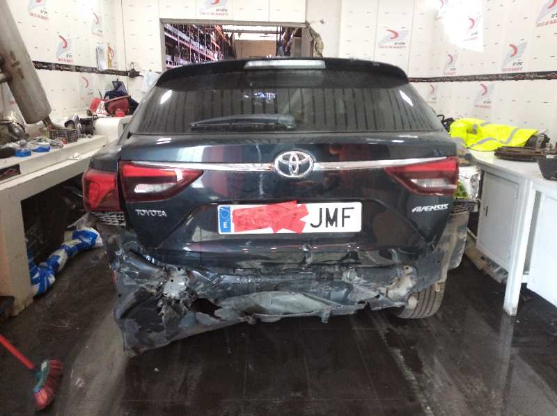TOYOTA AVENSIS Advance   |   02.15 - 12.18 foto 7