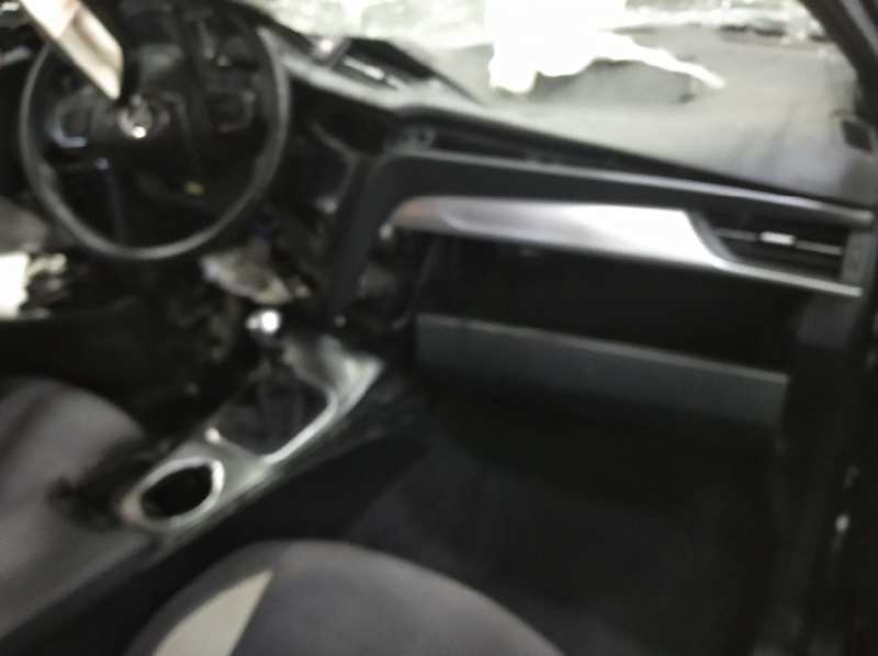TOYOTA AVENSIS Advance   |   02.15 - 12.18