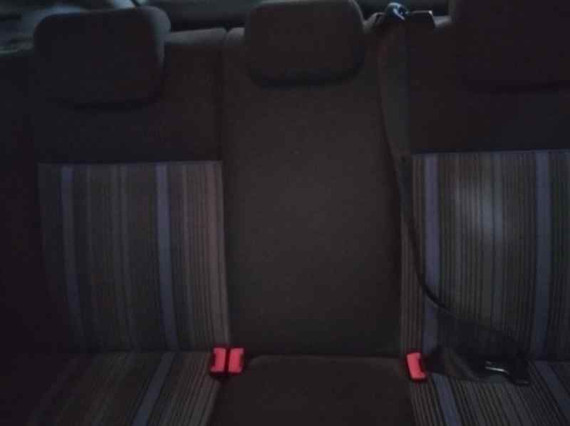 FORD FOCUS LIM. (CB4) Titanium   |   12.07 - 12.11 foto 9