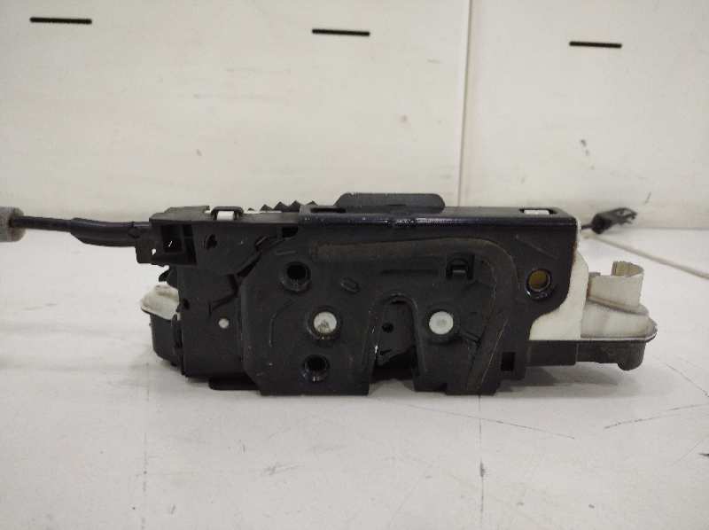 CERRADURA PUERTA DELANTERA IZQUIERDA VOLKSWAGEN GOLF VI (5K1) Advance   |   09.08 - 12.09