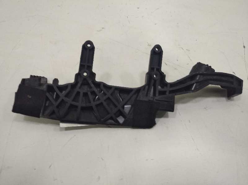 SOPORTE BMW X6 (F16) xDrive40d