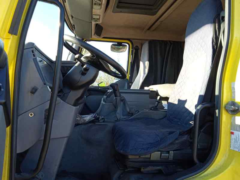 RENAULT PREMIUM LANDER Fas 4x2 Cabina larga   |   12.05 - ... foto 3