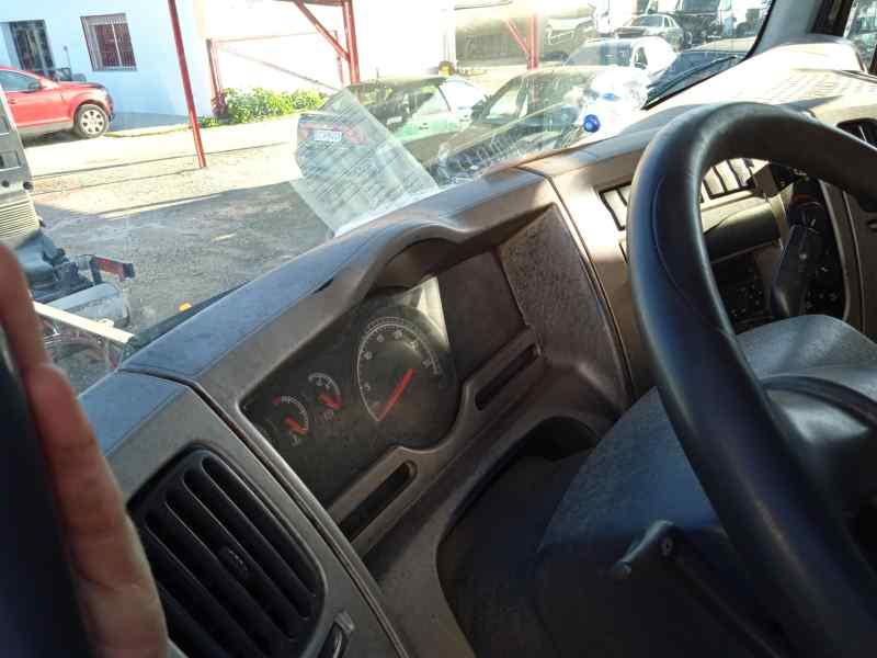 RENAULT PREMIUM DISTRIBUTION Fas 4x2 Corto   |   12.05 - 12.09 foto 9