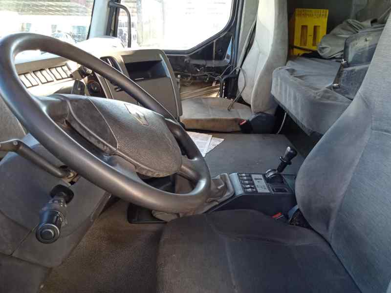 RENAULT PREMIUM DISTRIBUTION Fas 4x2 Corto   |   12.05 - 12.09 foto 10