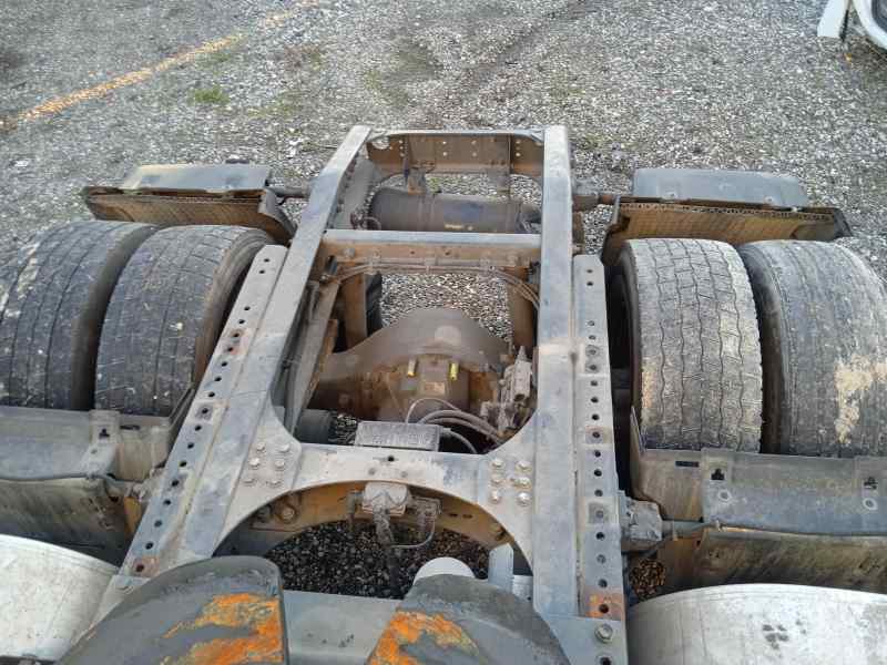 RENAULT MAGNUM AB 2005 Cabina adel.tractor semirr. GV     4X2    4XX.18 Gran espacio   |   04.05 - 12.06 foto 4