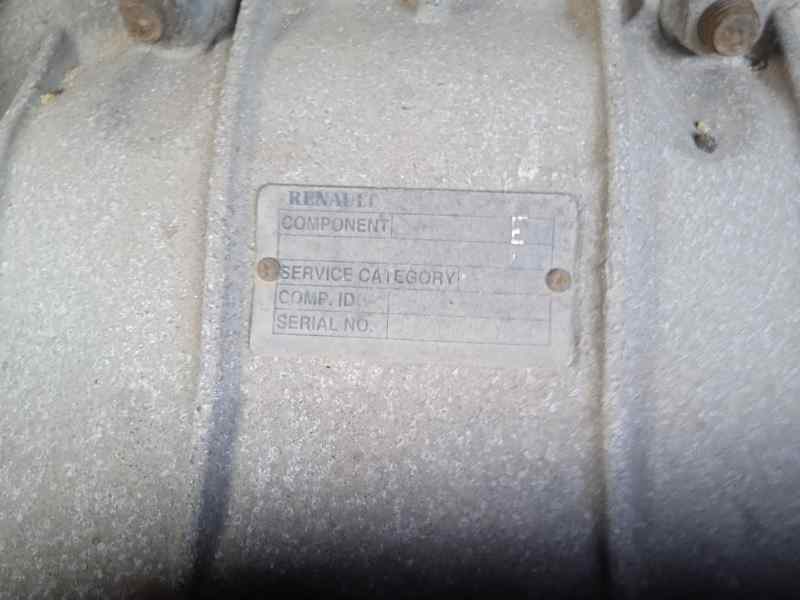 RENAULT MAGNUM AB 2005 Cabina adel.tractor semirr. GV     4X2    4XX.18 Gran espacio   |   04.05 - 12.06 foto 5