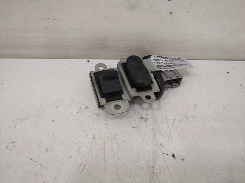 MANDO TECHO SOLAR NISSAN X-TRAIL (T30) *   |   0.01 - 0.07