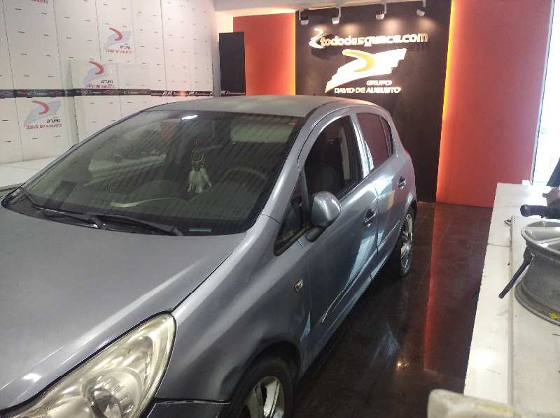 OPEL CORSA D "111 Years"   |   01.10 - 12.10 foto 8