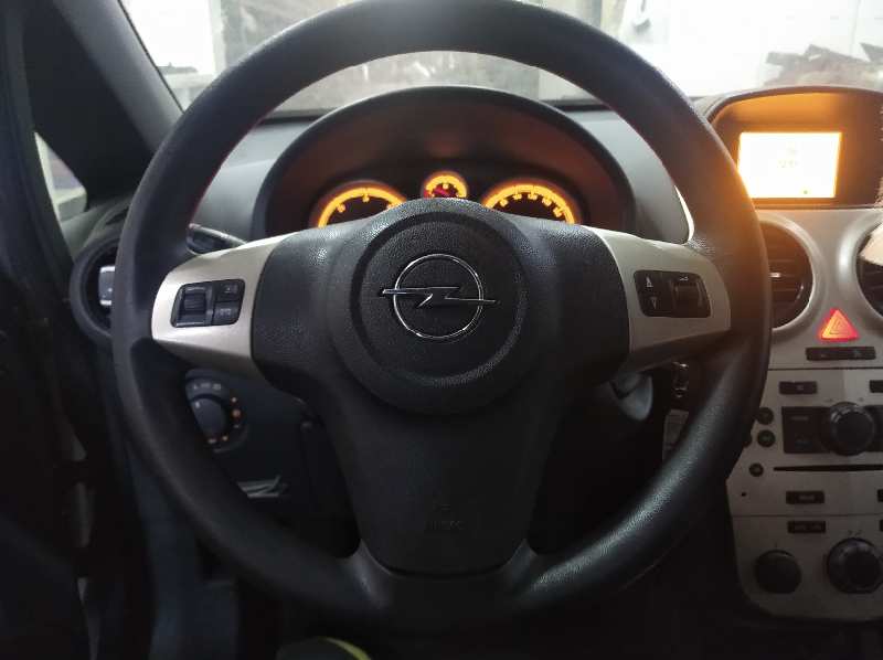 OPEL CORSA D "111 Years"   |   01.10 - 12.10 foto 12