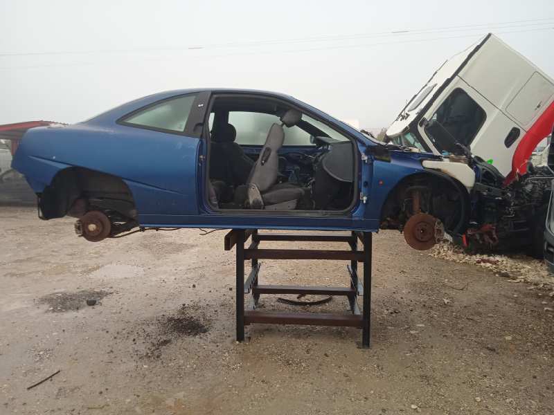 FIAT COUPE (175) 1.8 16V Motor 1,8 Ltr. - 96 kW 16V CAT foto 4