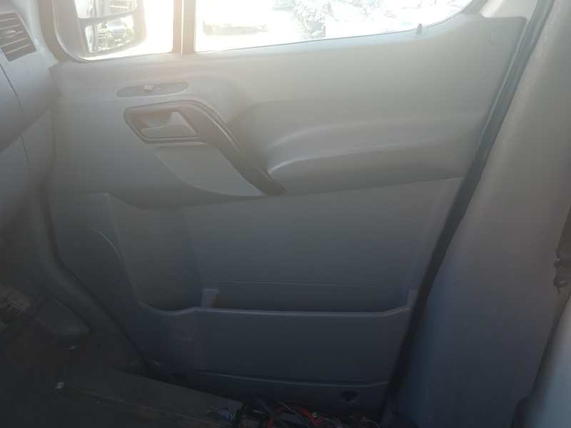 MERCEDES SPRINTER II CAJA CERRADA (DESDE 01.06) 311/315 CDI 4x4 (906.631/633/635/637)   |   02.08 - ... foto 6