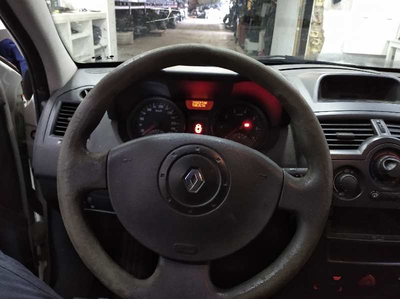 RENAULT MEGANE II BERLINA 5P Authentique Motor 1,5 Ltr. - 60 kW dCi Diesel foto 8