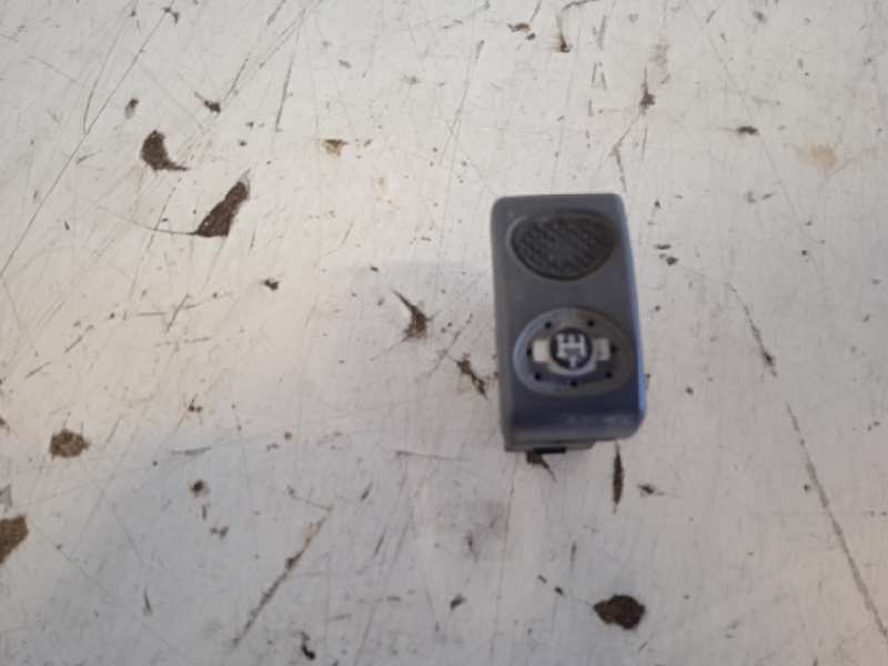 INTERRUPTOR BLOQUEO DIFERENCIAL IVECO STRALIS (AS) *   |   0.02 - 0.13