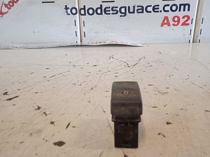 INTERRUPTOR TECHO SOLAR IVECO STRALIS (AS) *   |   0.02 - 0.13