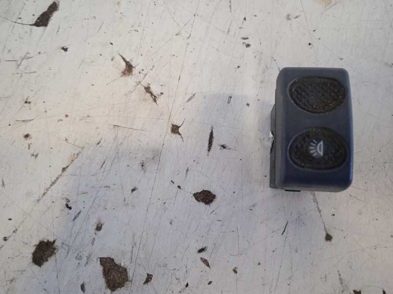 INTERRUPTOR LUZ INTERIOR IVECO STRALIS (AS) *   |   0.02 - 0.13