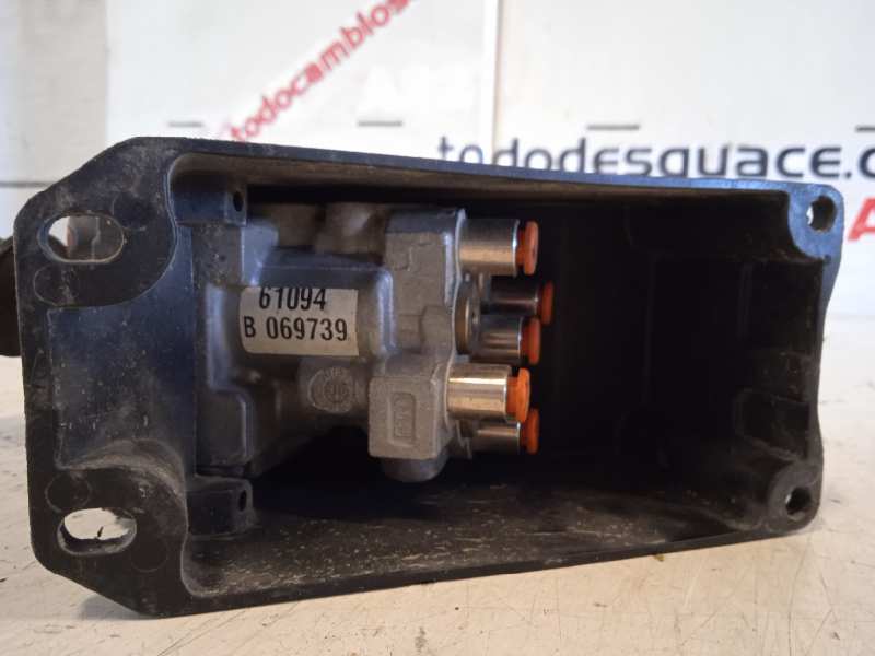 PALANCA TOMA DE FUERZA IVECO STRALIS (AS) *   |   0.02 - 0.13