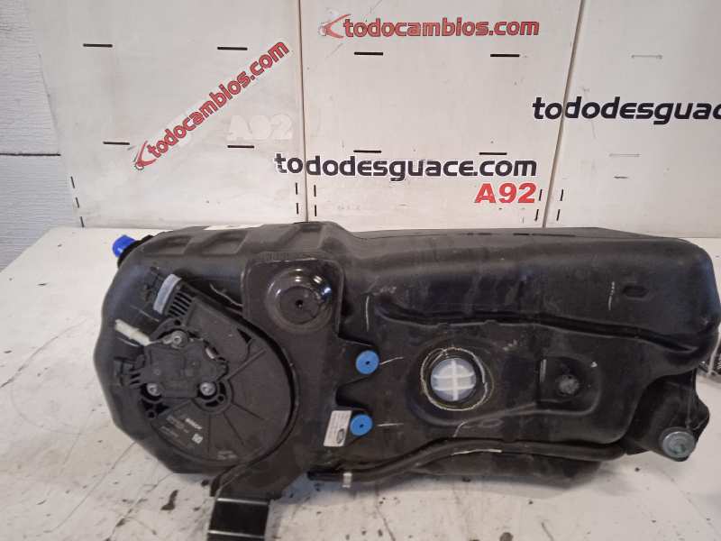 DEPOSITO Y BOMBA ADBLUE foto 6