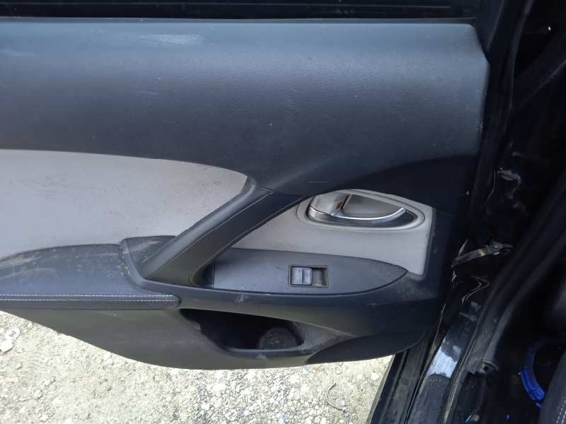 GUARNECIDO PUERTA TRASERA IZQUIERDA TOYOTA AVENSIS Advance   |   02.15 - 12.18