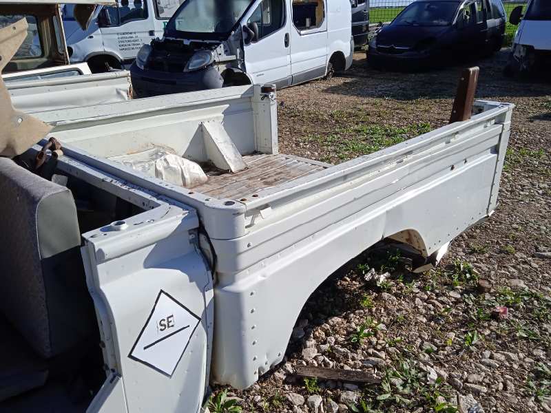 CARROCERIA CAJA LAND ROVER DEFENDER (LD) TD5 110 S.W. County (90kW)