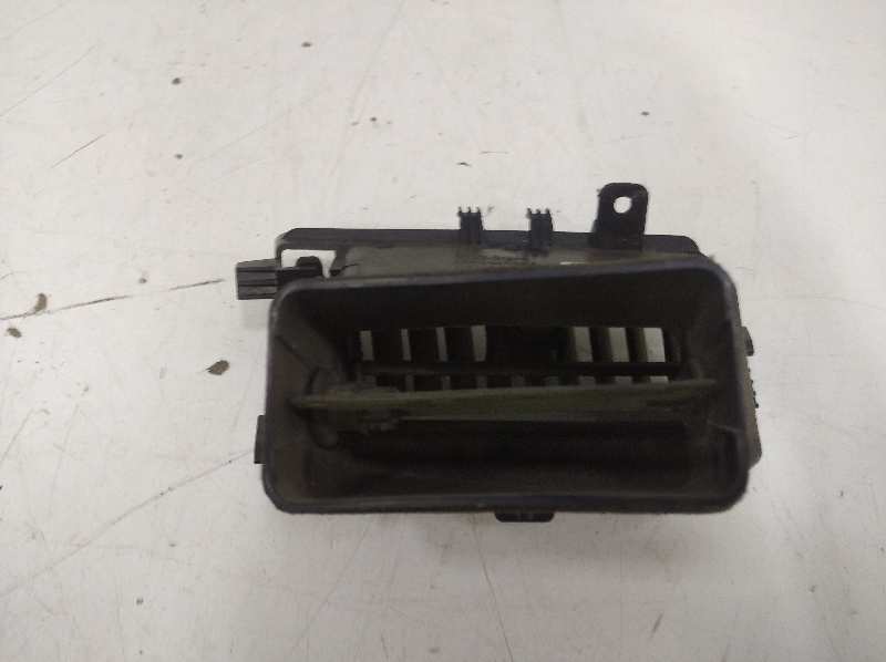AIREADOR DELANTERO IZQUIERDO MERCEDES SPRINTER II CAJA CERRADA (DESDE 01.06) 318/319 CDI (906.631/633/635/637)   |   02.09 - 12.17