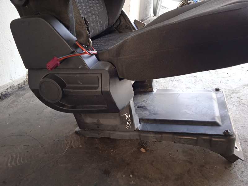 ASIENTO DELANTERO DERECHO foto 3
